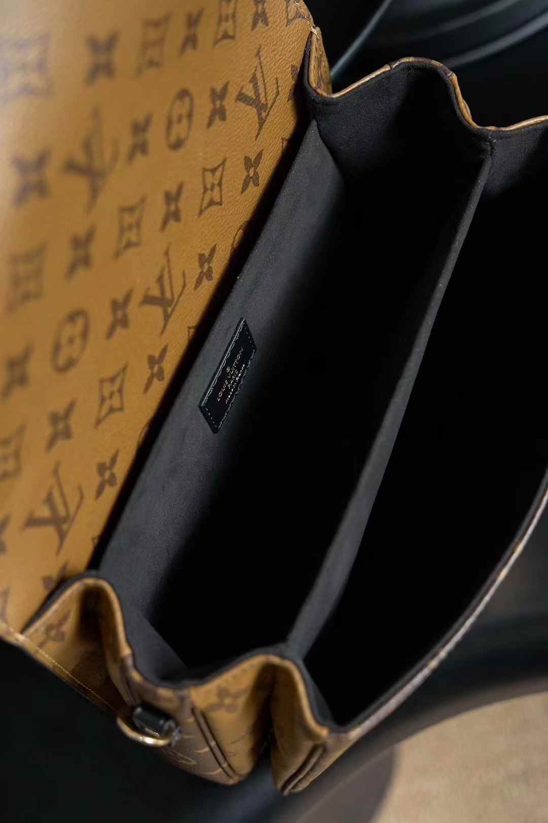 Louis Vuitton Pochette MéTis Bag M44875/44876 view 3