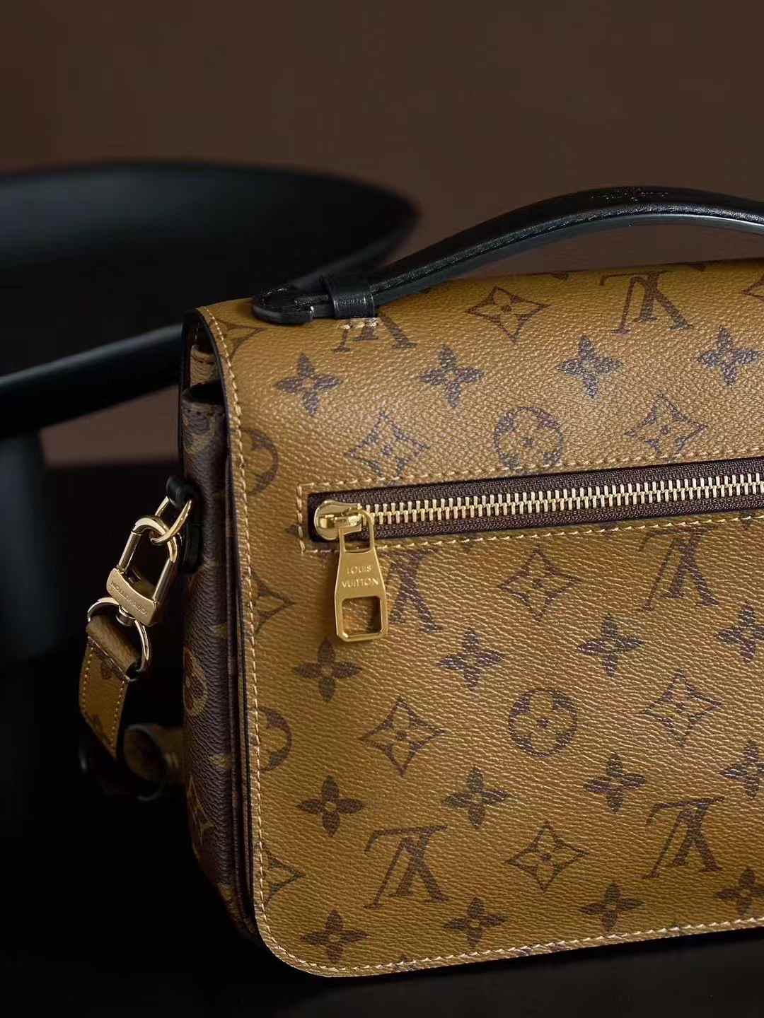Louis Vuitton Pochette MéTis Bag M44875/44876 view 8