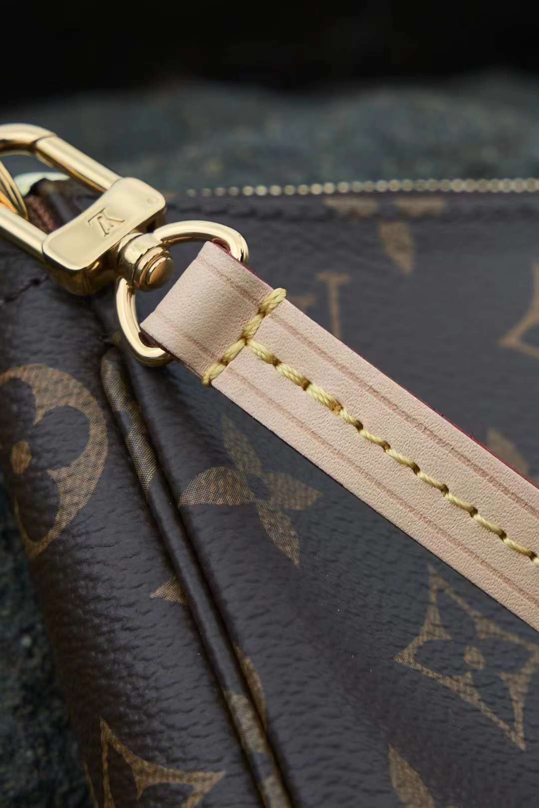 Louis Vuitton Pochette Accessoires Bag M40712 view 7