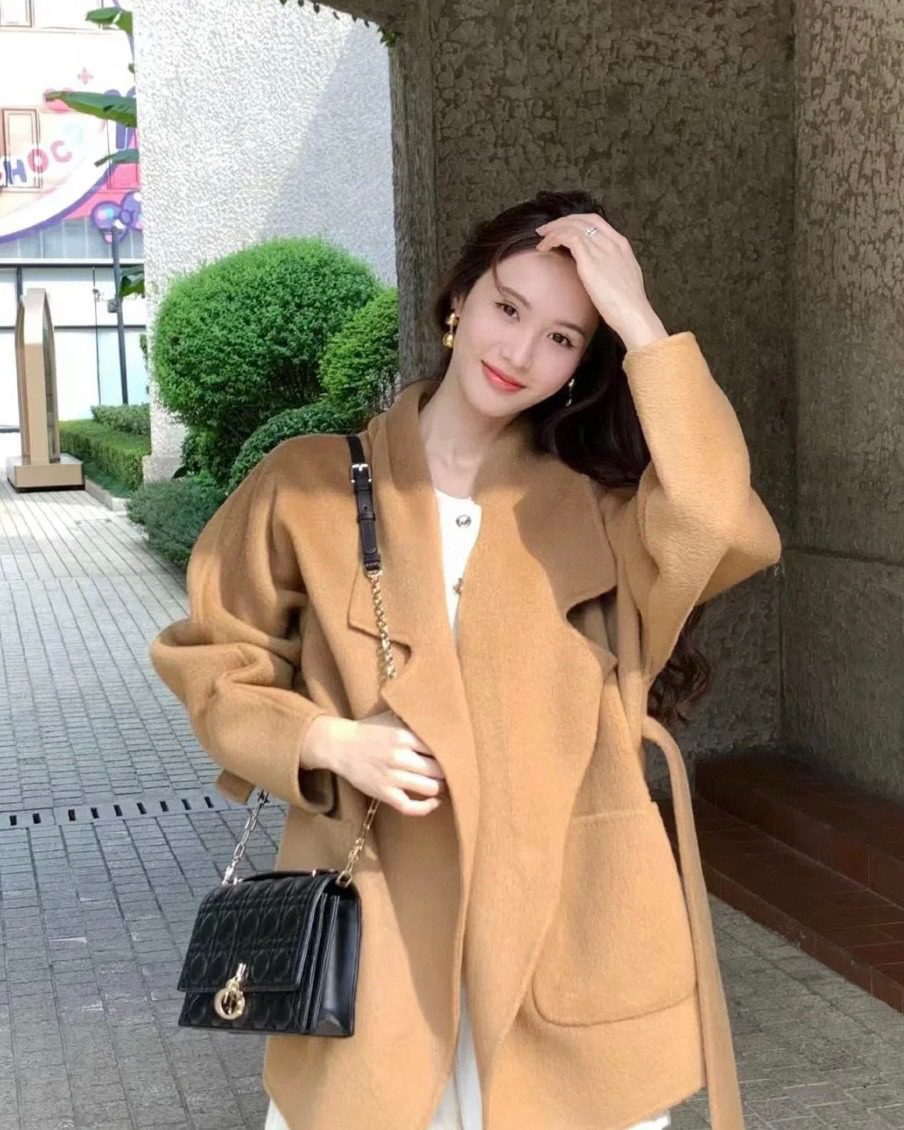 Dior Miss Top Handle Bag view 9