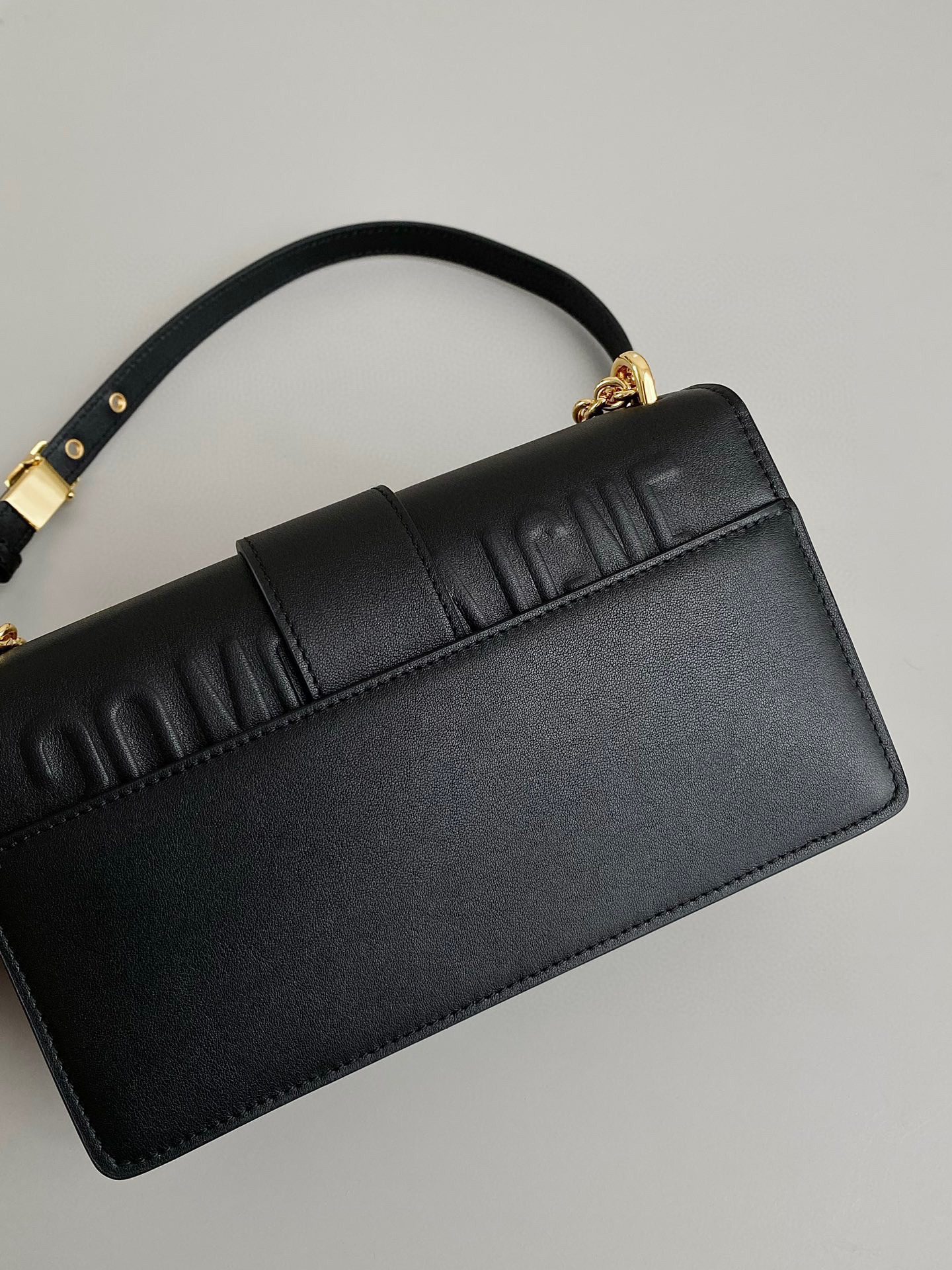 Dior 30 Montaigne Bag view 8