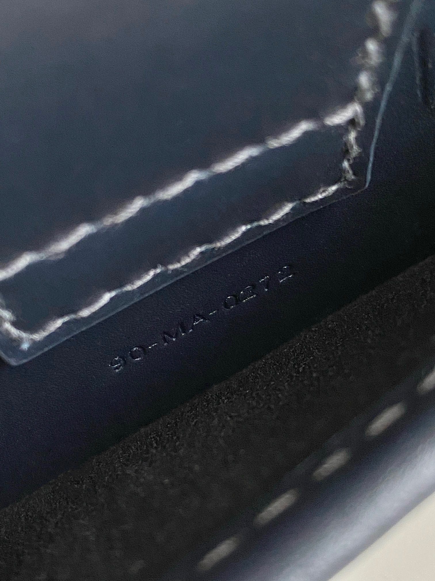 Dior 30 Montaigne Bag view 6