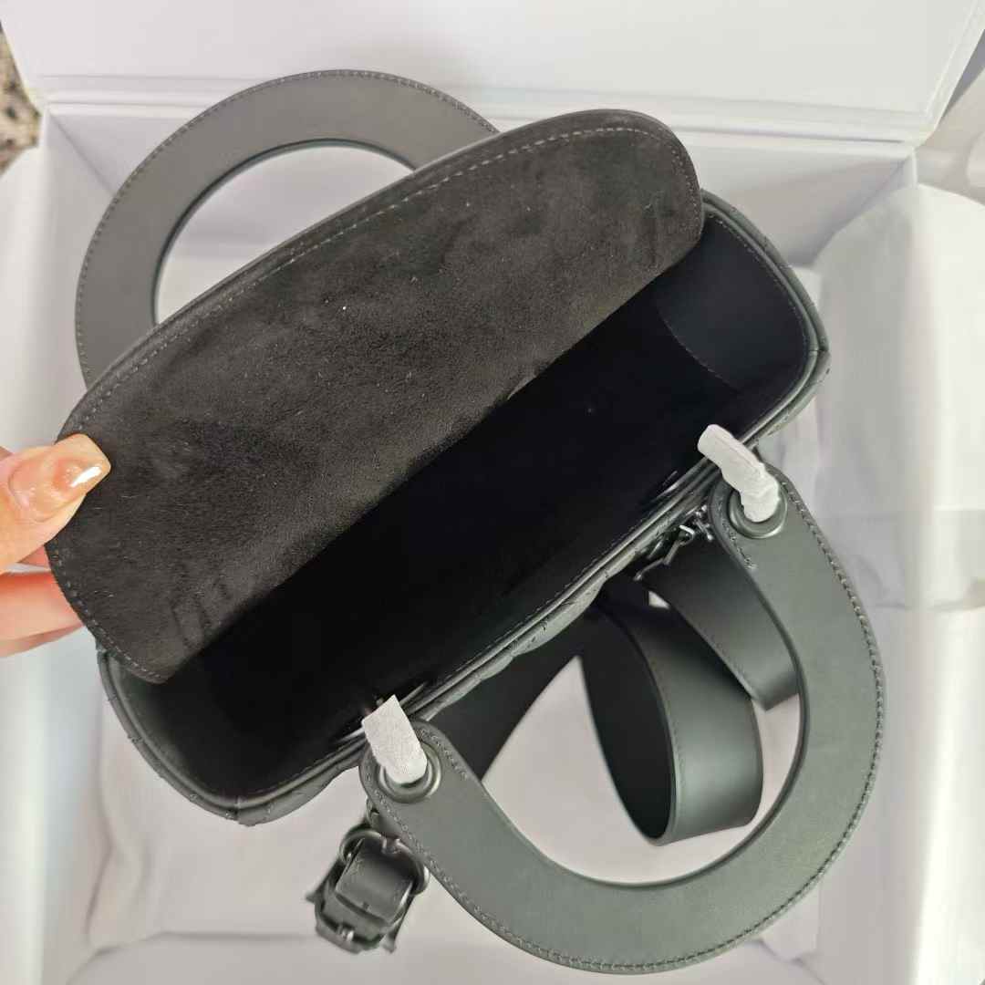 Dior Lady Bag Ultramatte Cannage Calfskin view 4