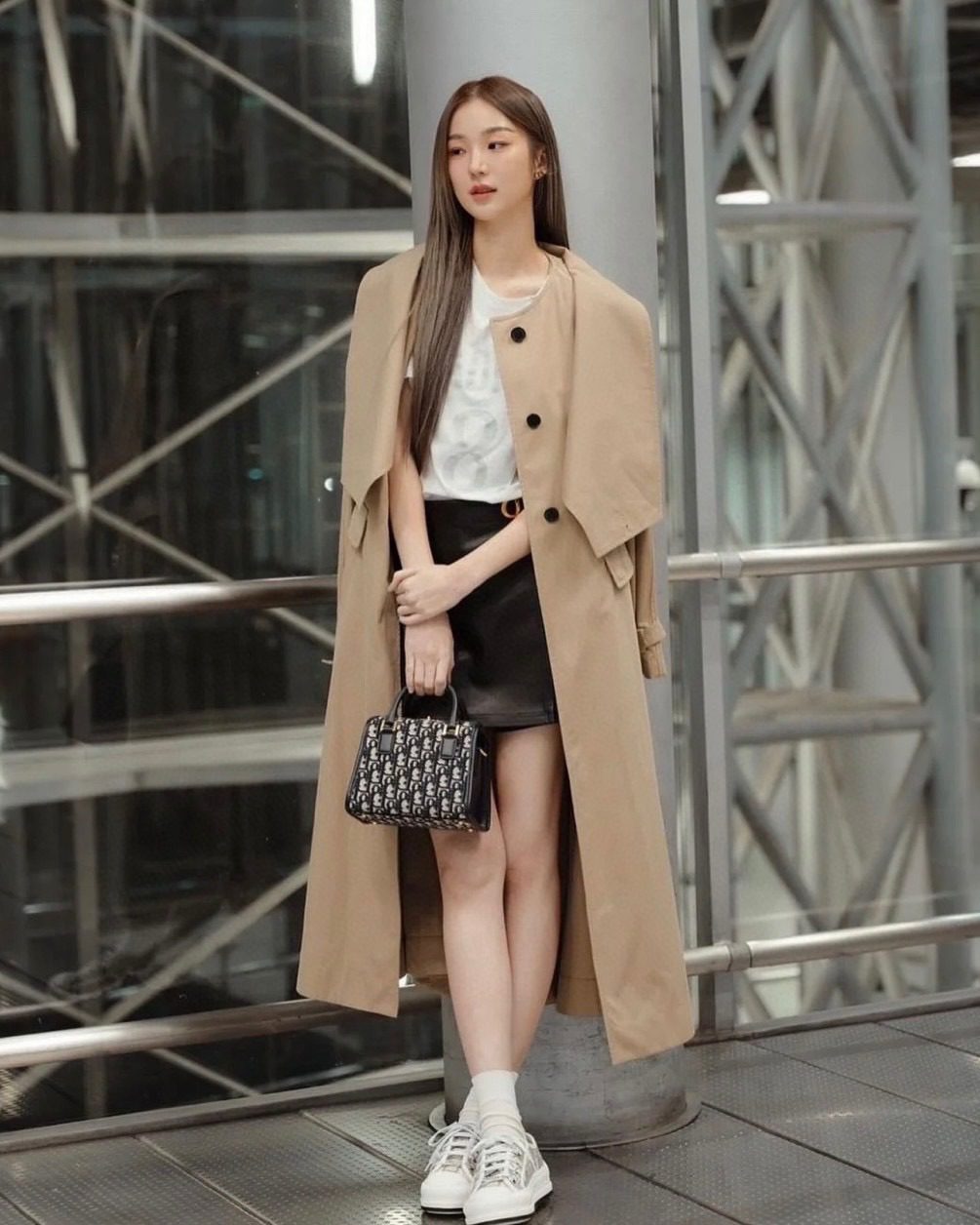 Dior 23 Boston Bag view 8