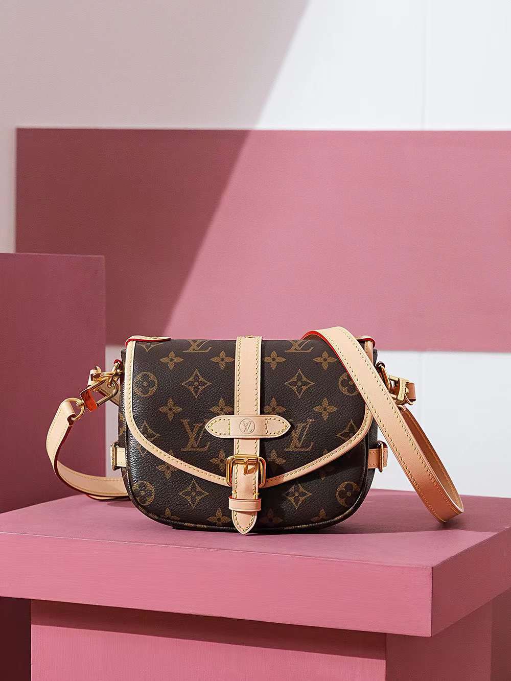 Louis Vuitton Saumur BB M46740 view 1