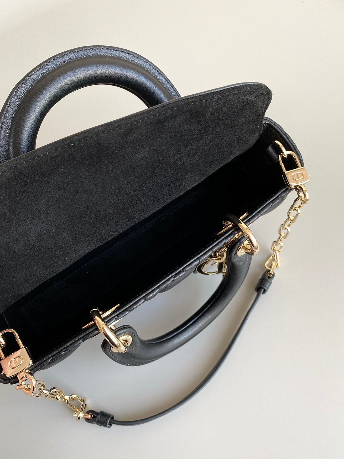 Dior 2023 D-Joy Bag view 7