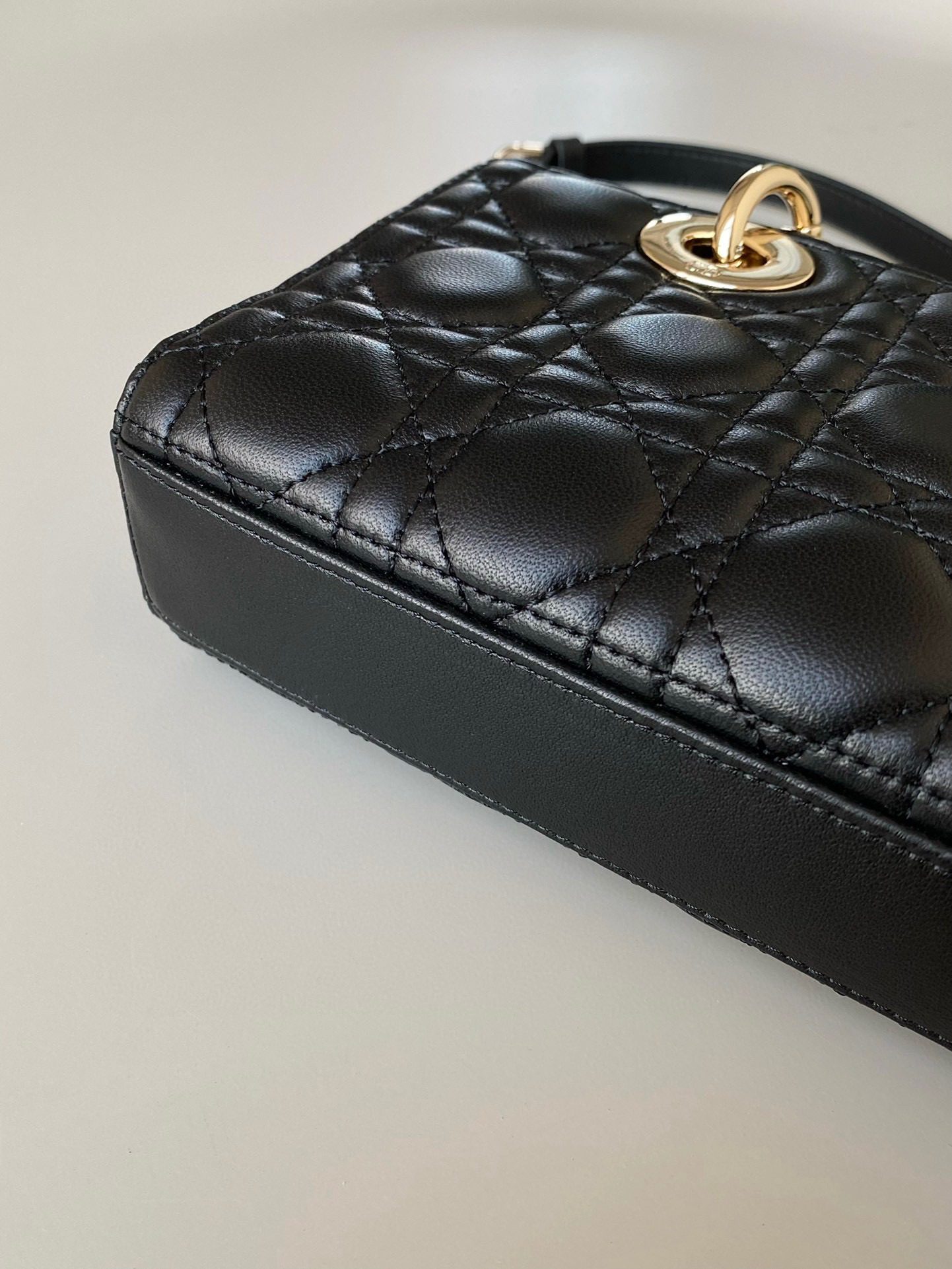Dior 2023 D-Joy Bag view 9
