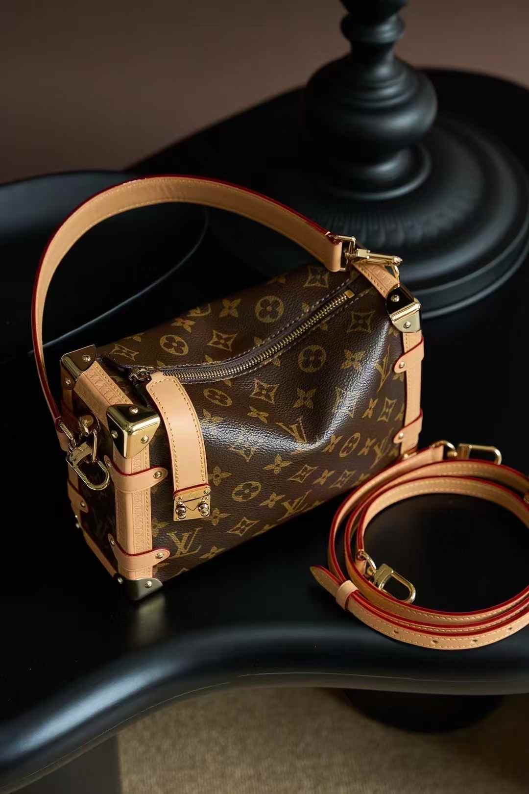 Louis Vuitton Side Trunk M46358 view 1