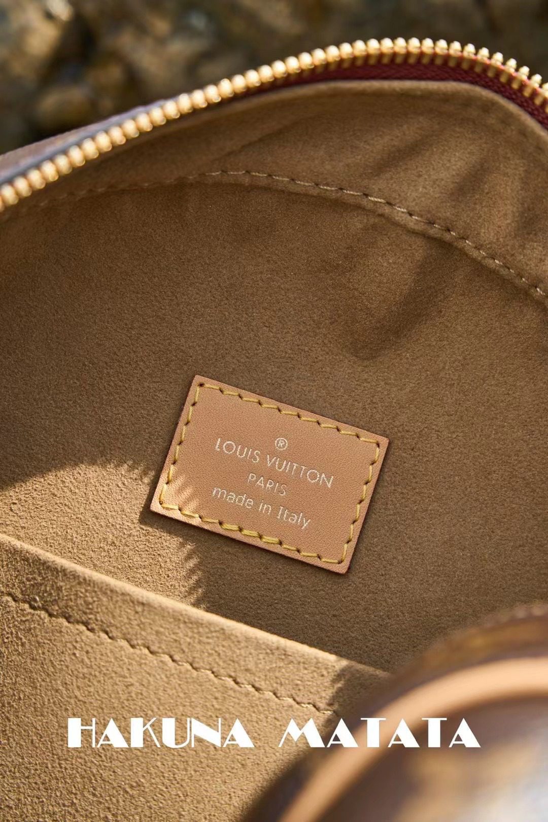 Louis Vuitton BoîTe Chapeau Souple M45647 view 9