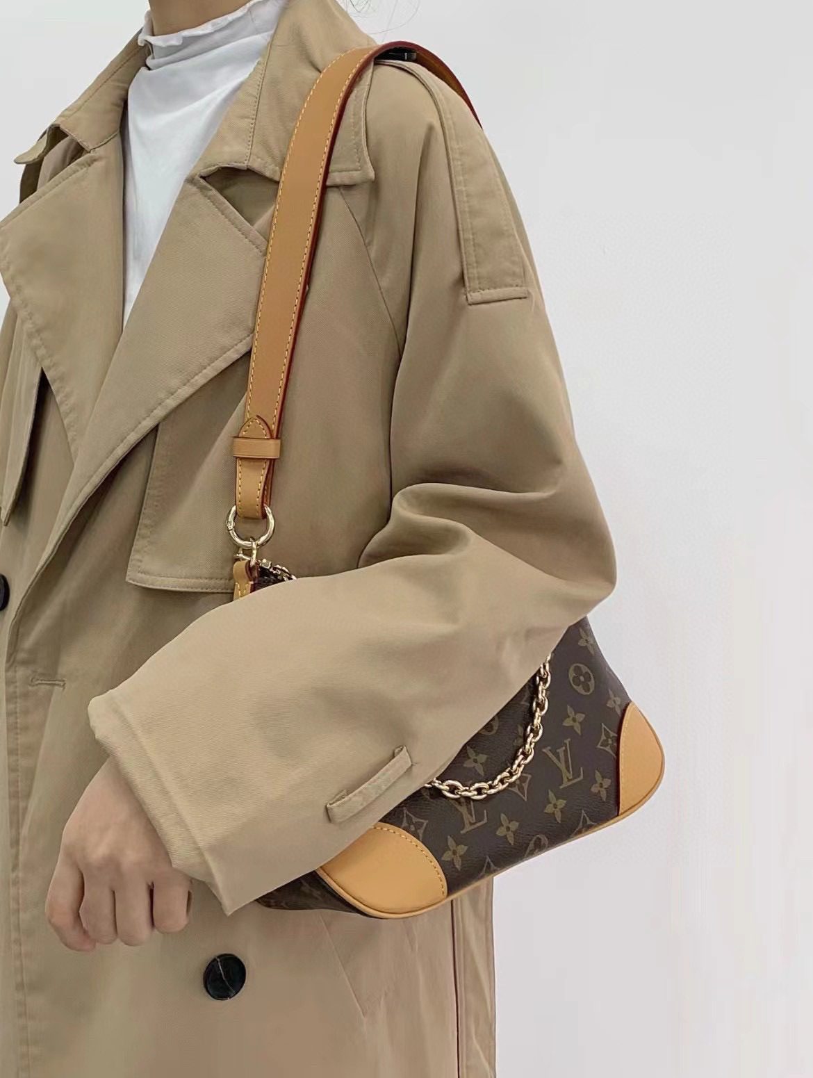 Louis Vuitton Boulogne M45832/45831 view 10