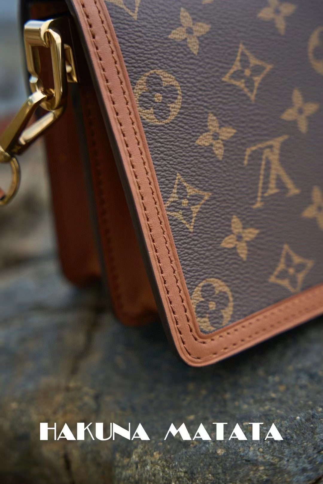 Louis Vuitton Mini Dauphine M45959 view 4