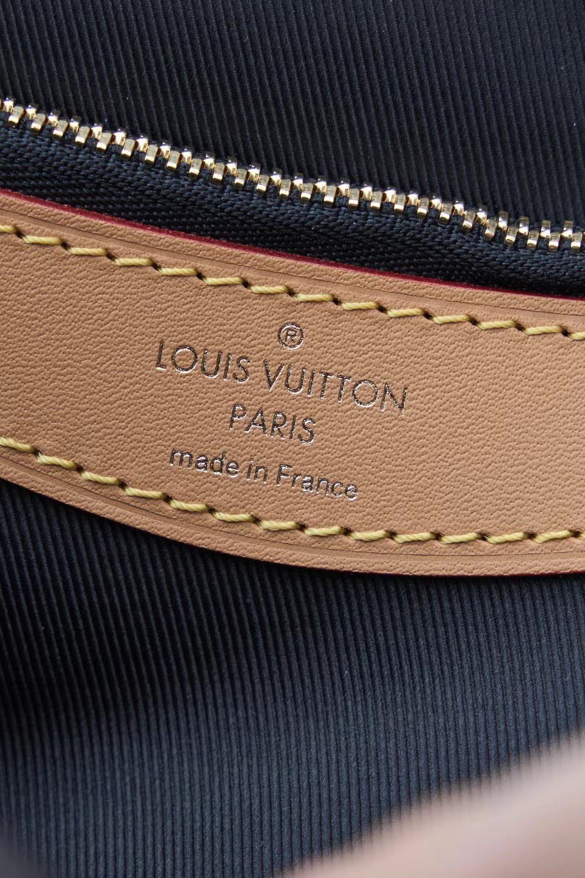 Louis Vuitton Diane M45985 view 7