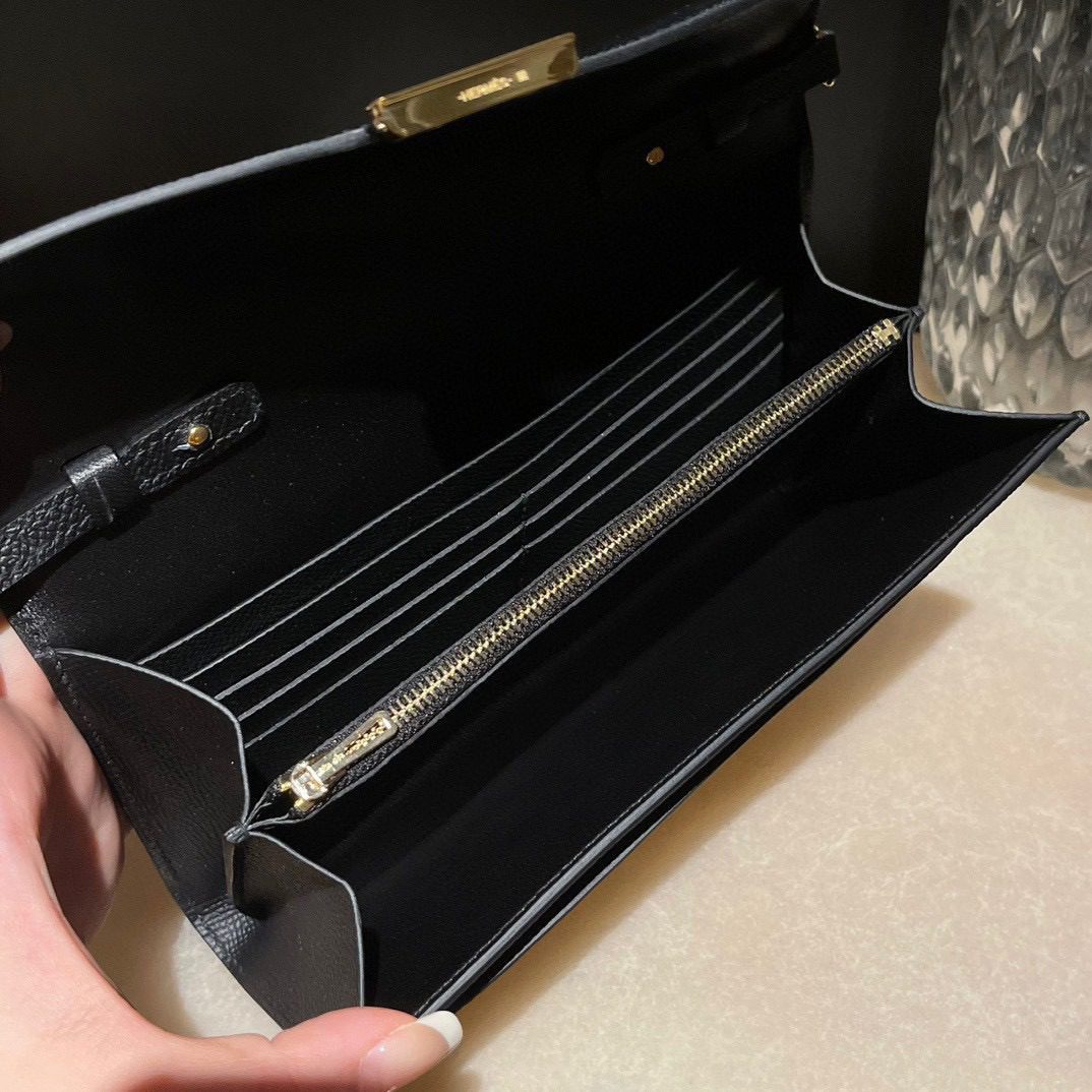 Hermès CONSTANCE To Go Epsom leather view 2