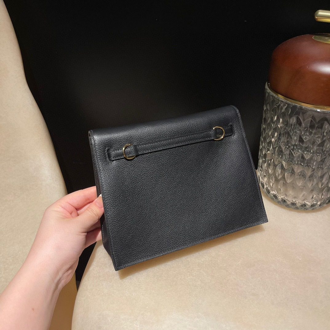 Hermès Kelly Danse Evercolor leather view 7