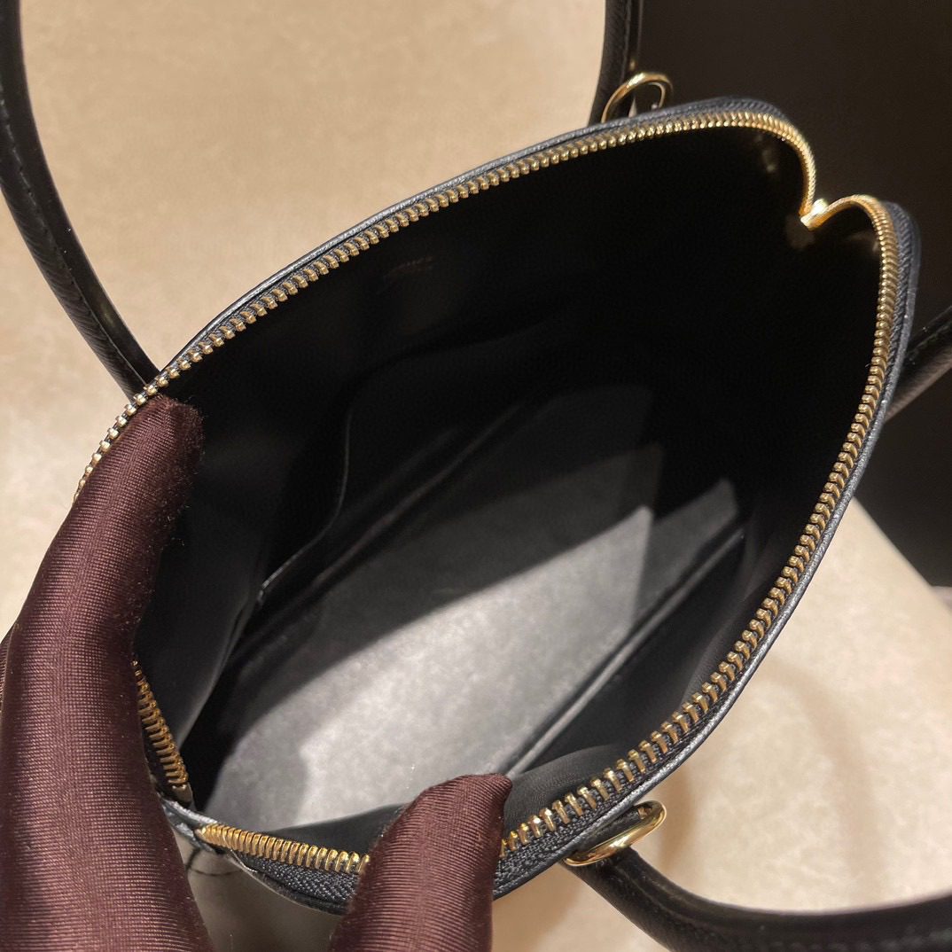Hermès Bolide 27 Epsom leather view 4