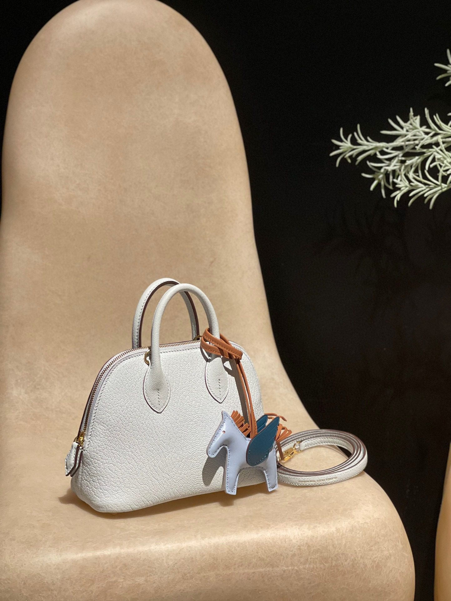 Hermès Mini Bolide 18 :T0 Mysore leather view 1
