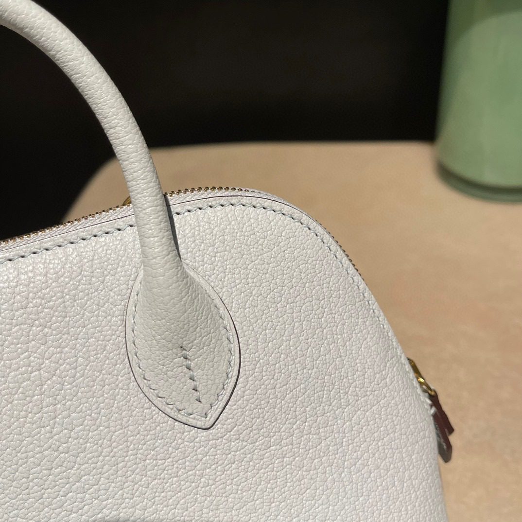 Hermès Mini Bolide 18 :T0 Mysore leather view 5