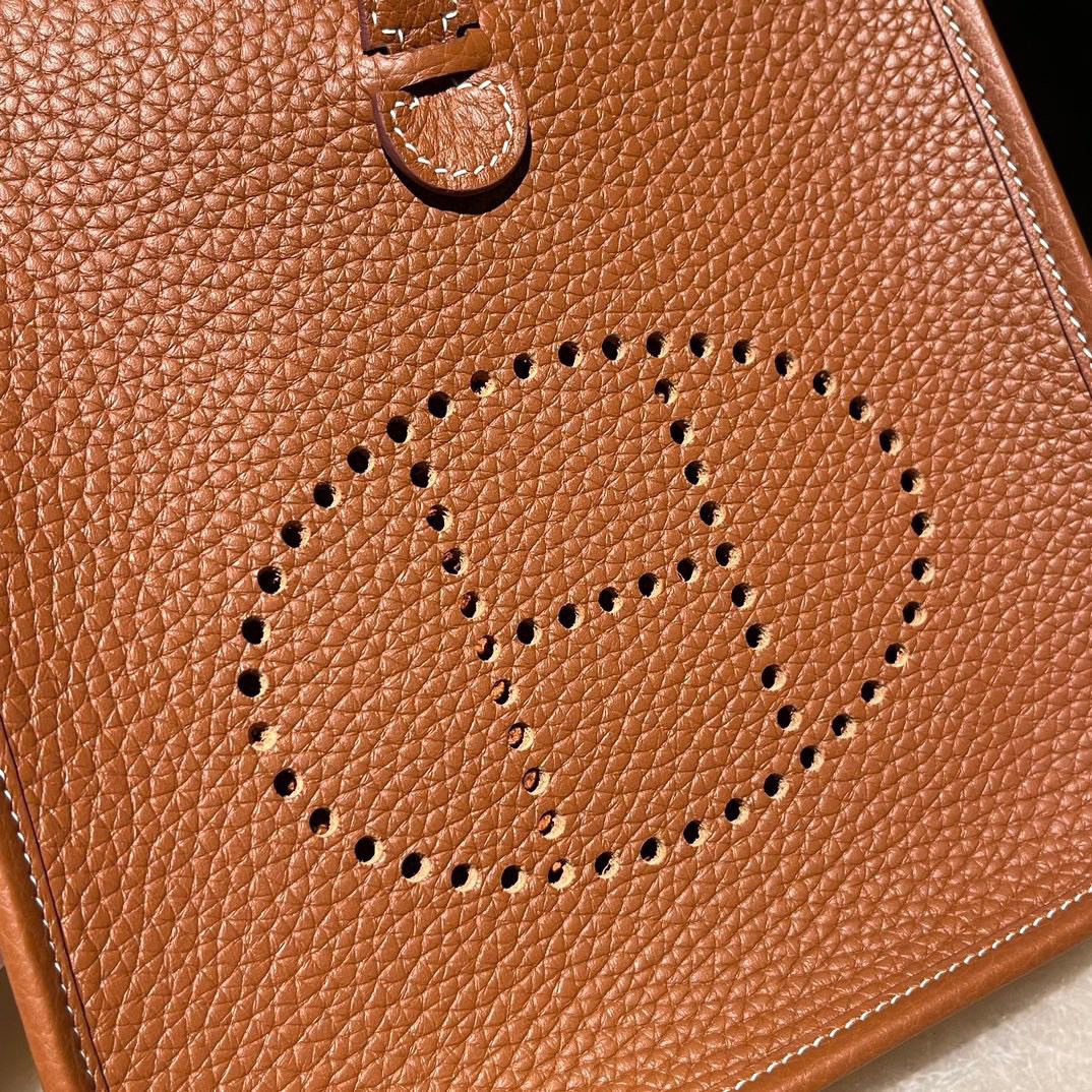 Hermès Mini Evelyne Clemence leather view 5