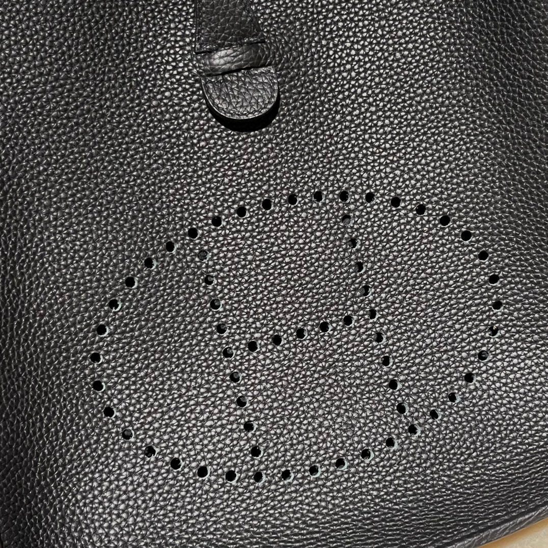 Hermès Evelyne 29 Clemence leather view 3