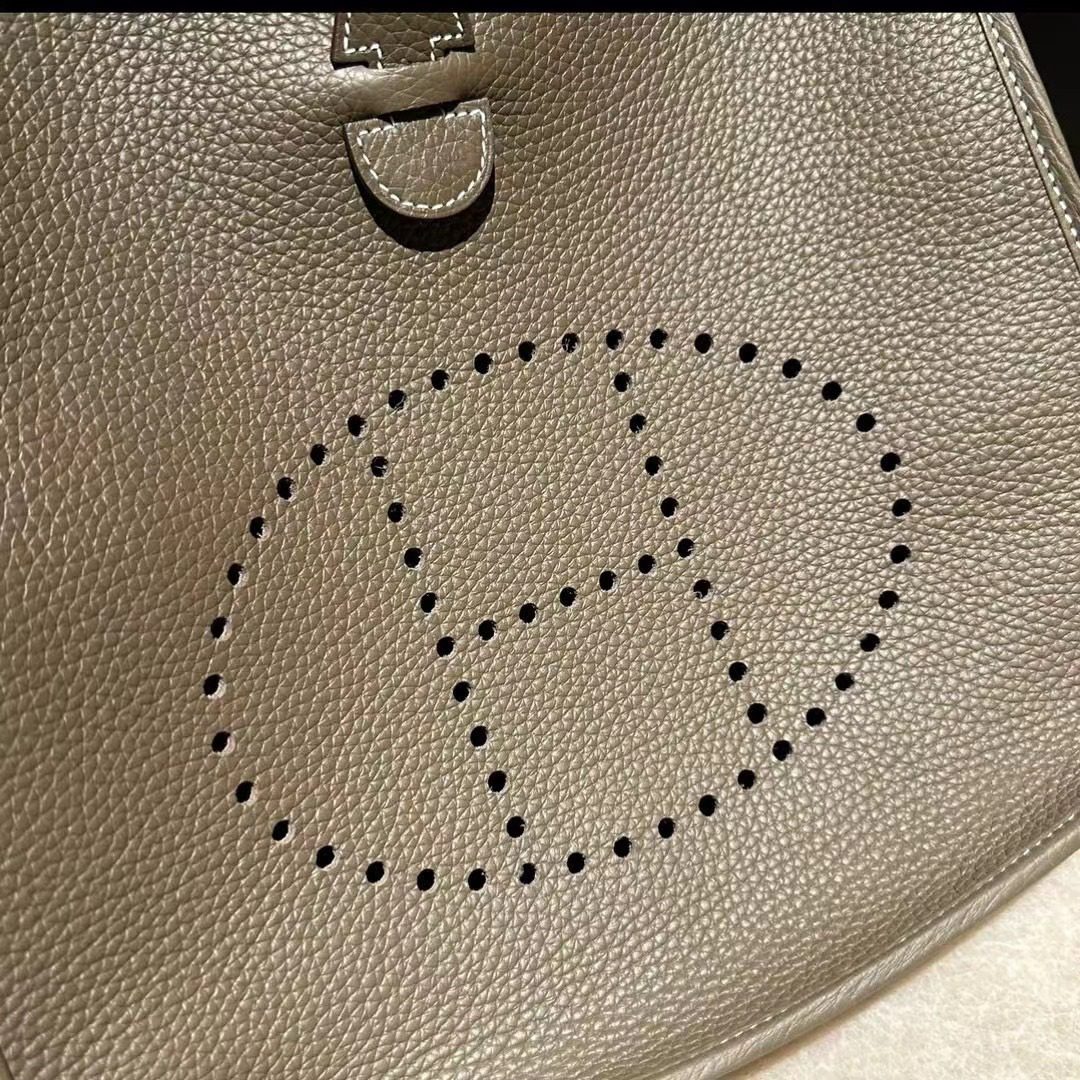 Hermès Evelyne 29 Clemence leather view 3