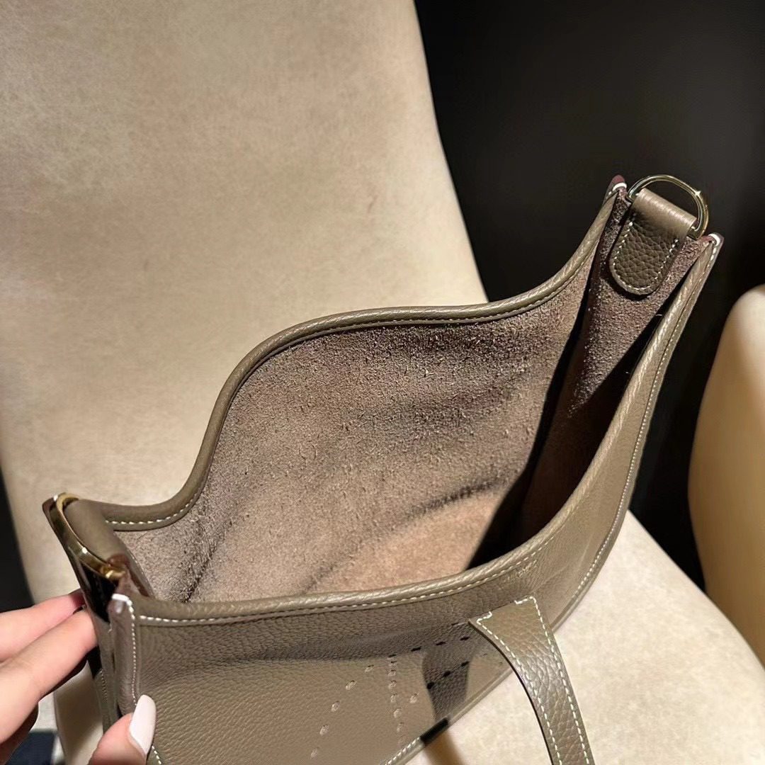 Hermès Evelyne 29 Clemence leather view 7