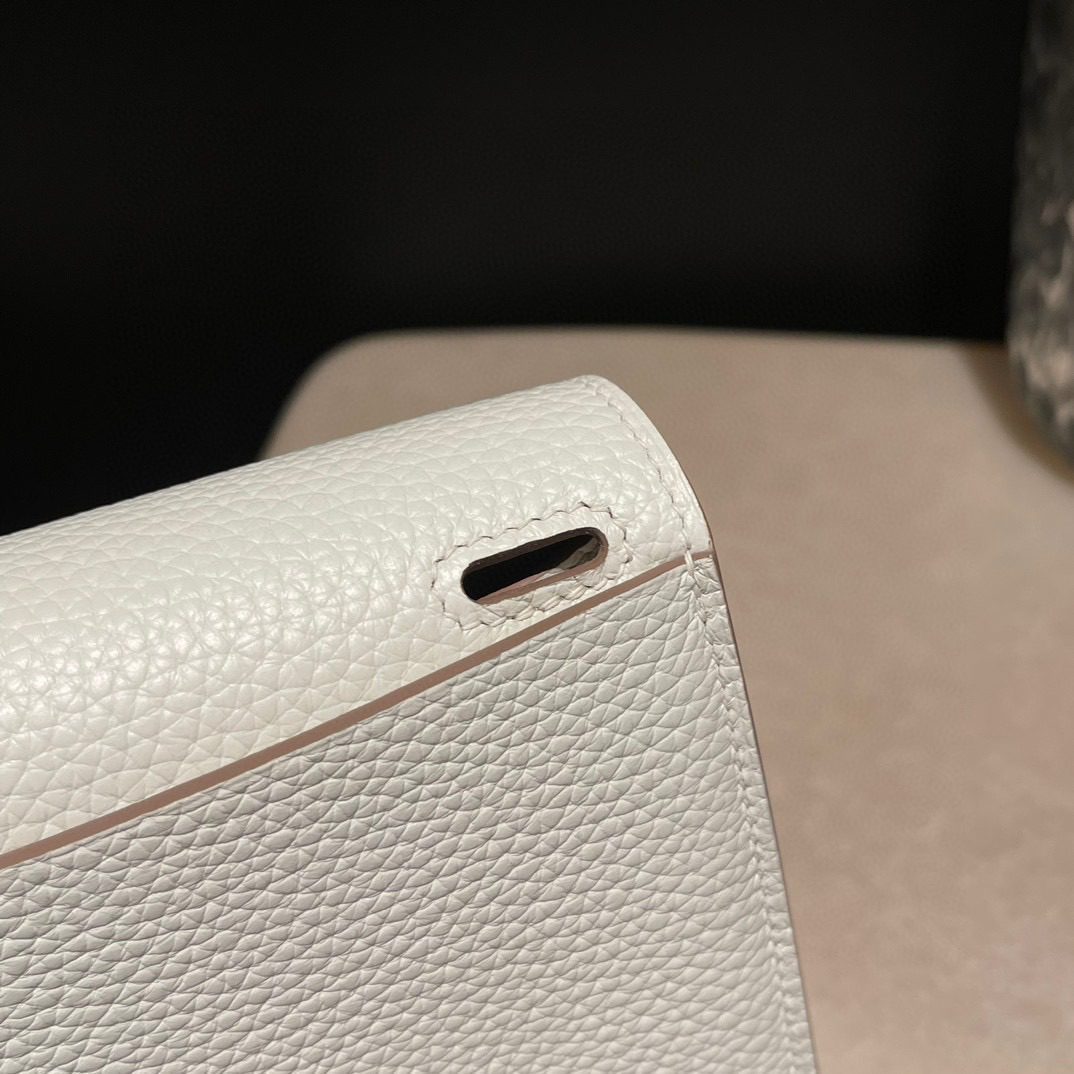 Hermès Halzan 25 :0T+D0 Clemence leather view 3