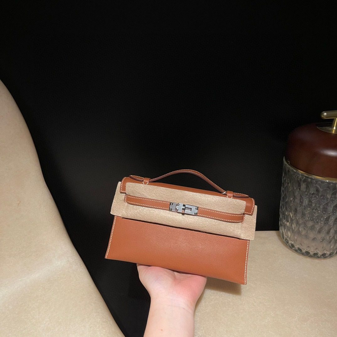 Hermès Kelly Pochette Swift leather view 3