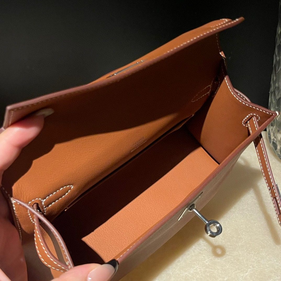 Hermès Kelly Pochette Swift leather view 8