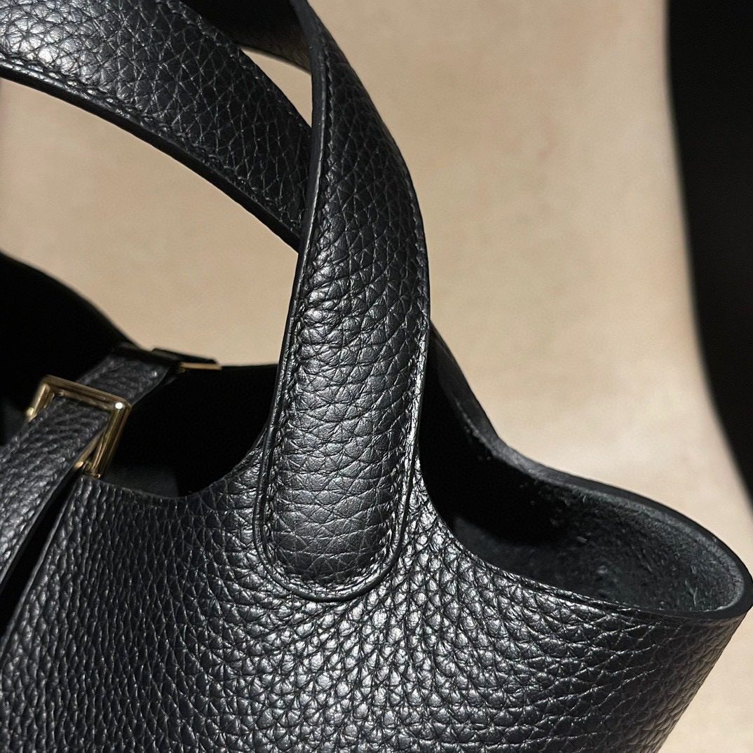 Hermès Picotin Lock 18 Clemence leather view 4