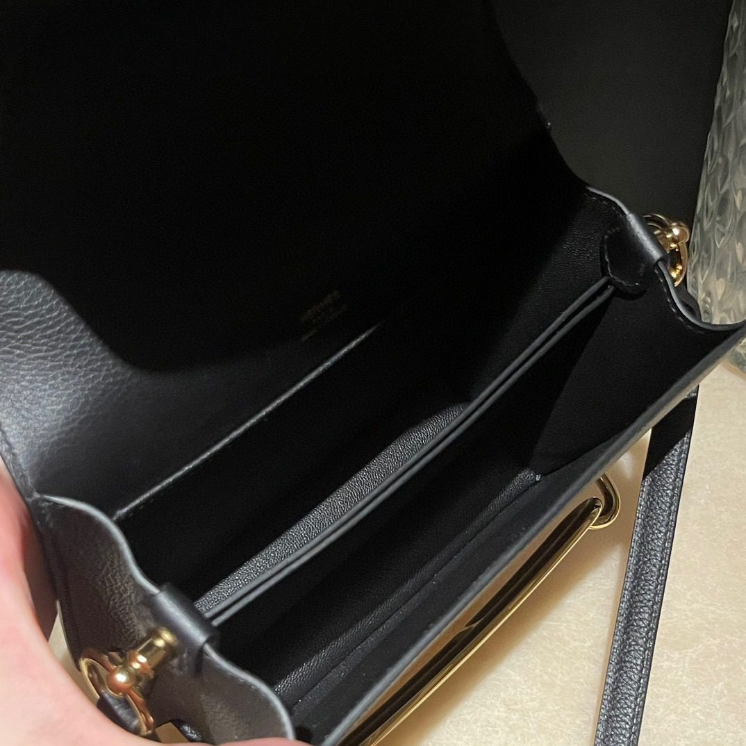 Hermès Roulis 19 Evercolor leather view 6