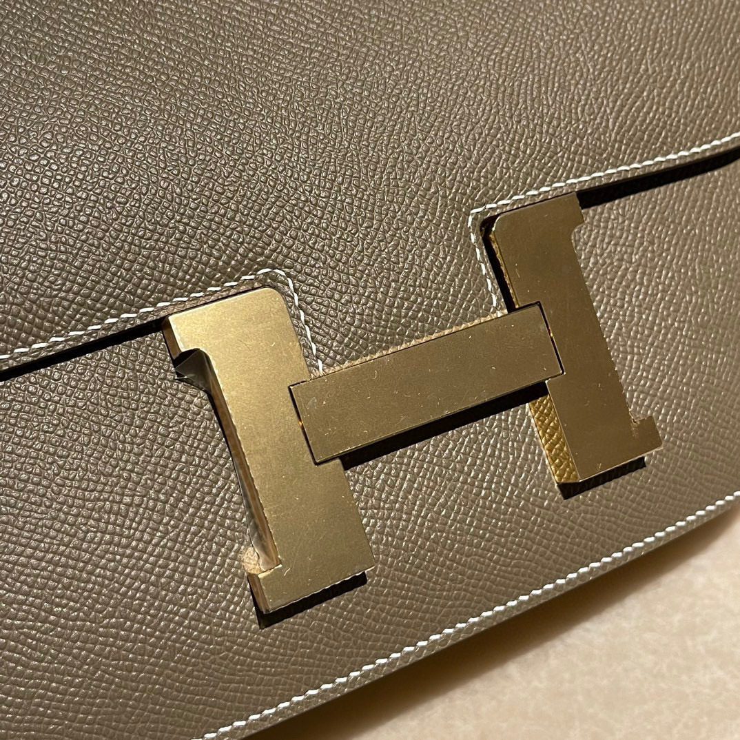 Hermès Constance 24 Epsom leather view 3