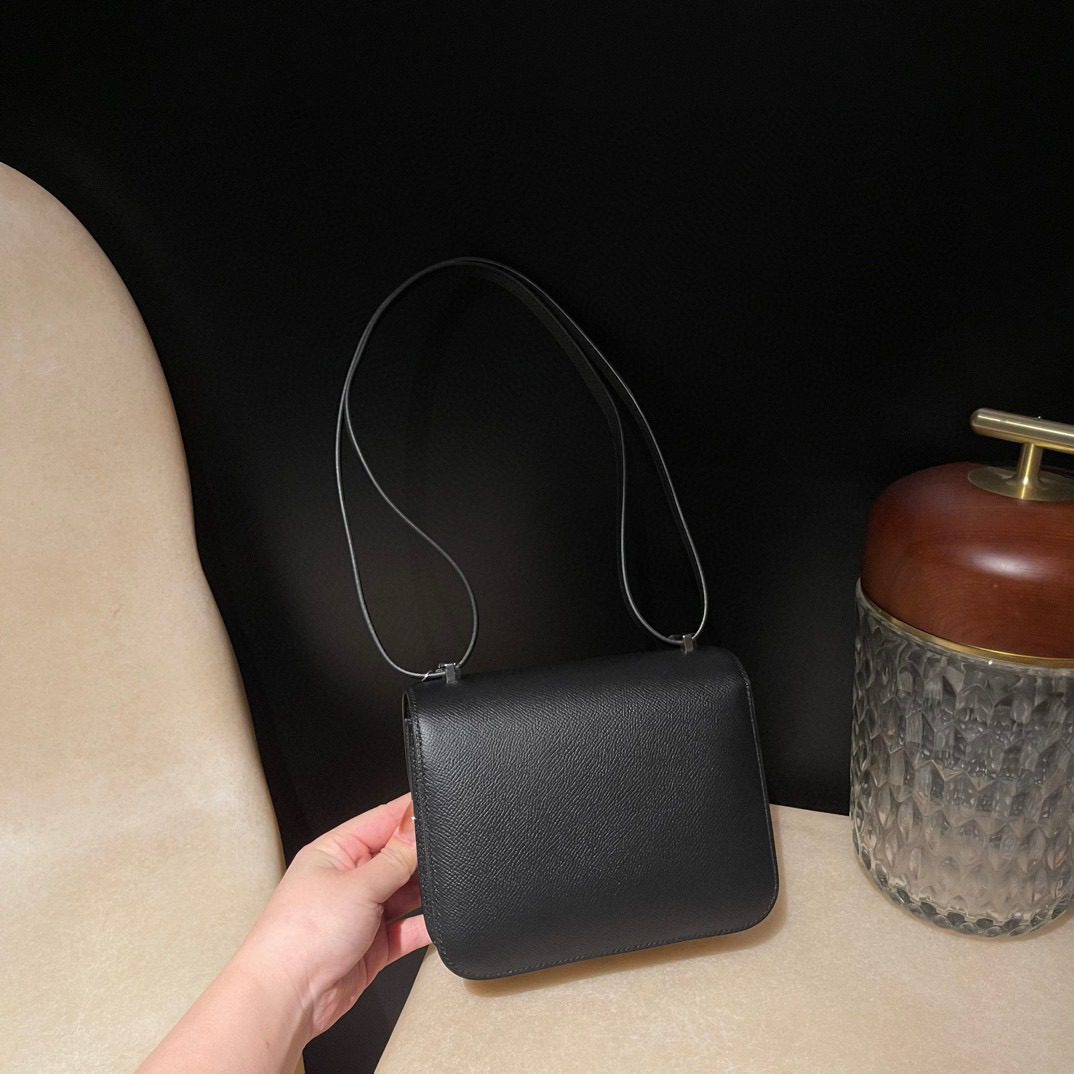 Hermès Constance 19 Epsom leather view 8