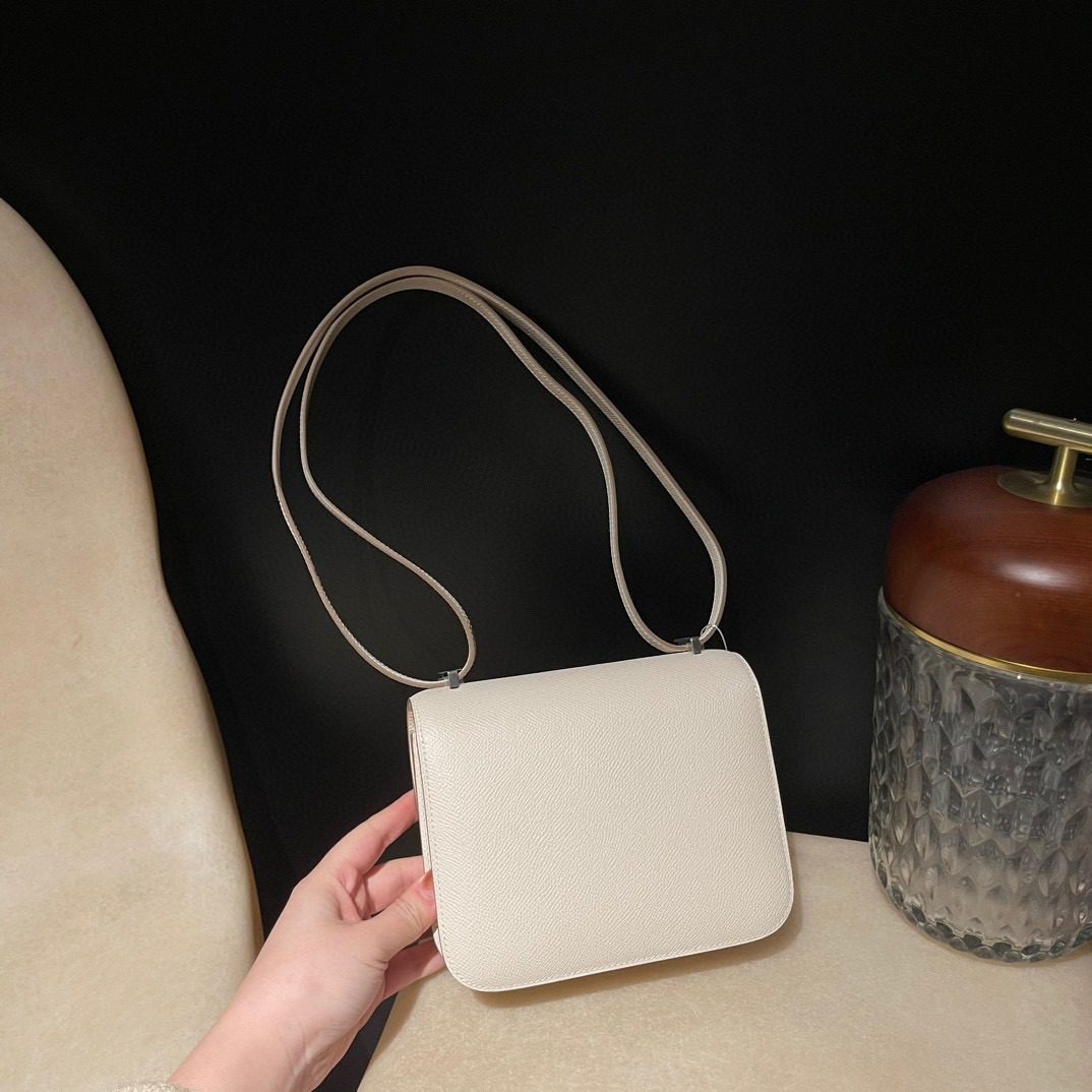 Hermès Constance 19 Epsom leather view 9
