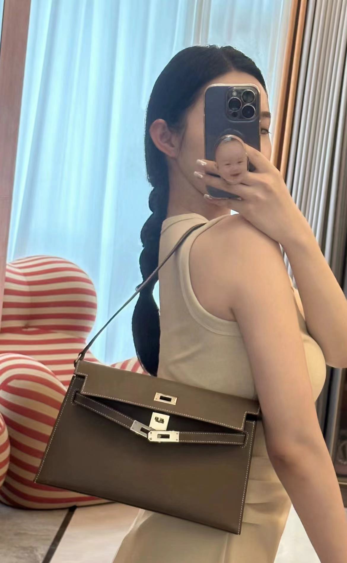 Hermès Kelly Elan Madam leather view 8
