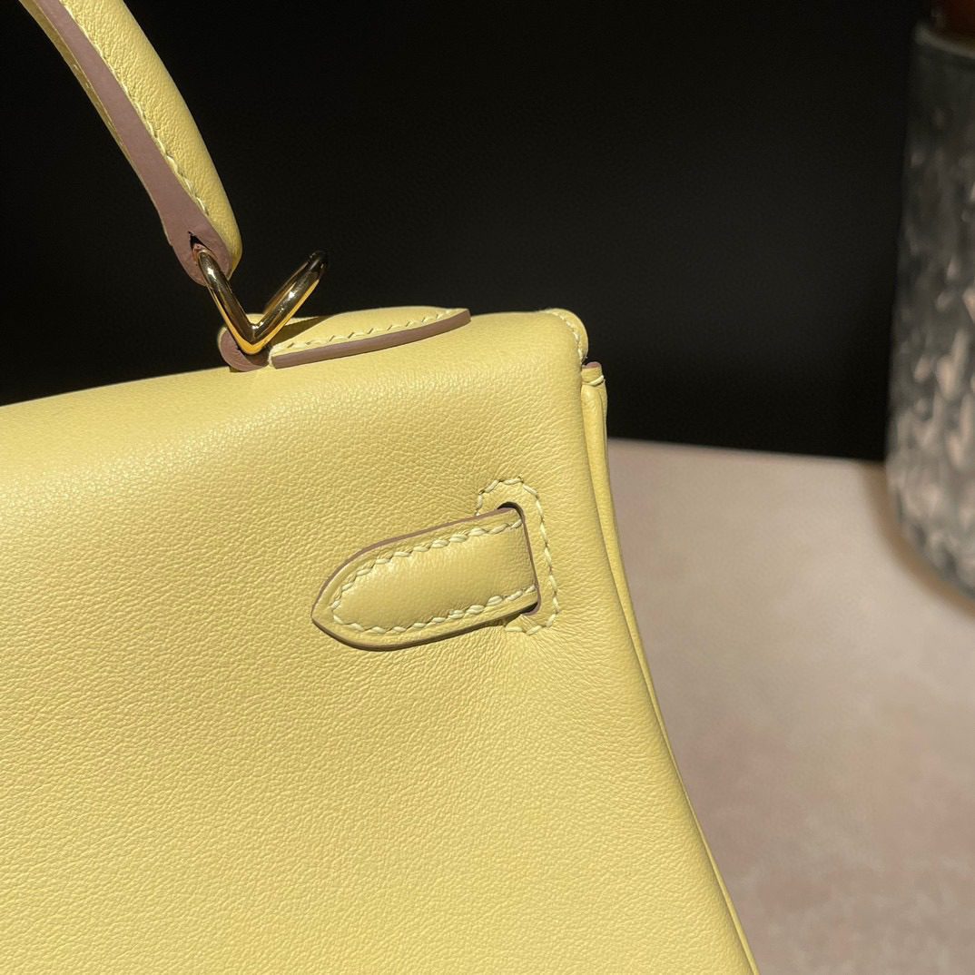 Hermès Kelly 25 :1Z Swift leather view 7