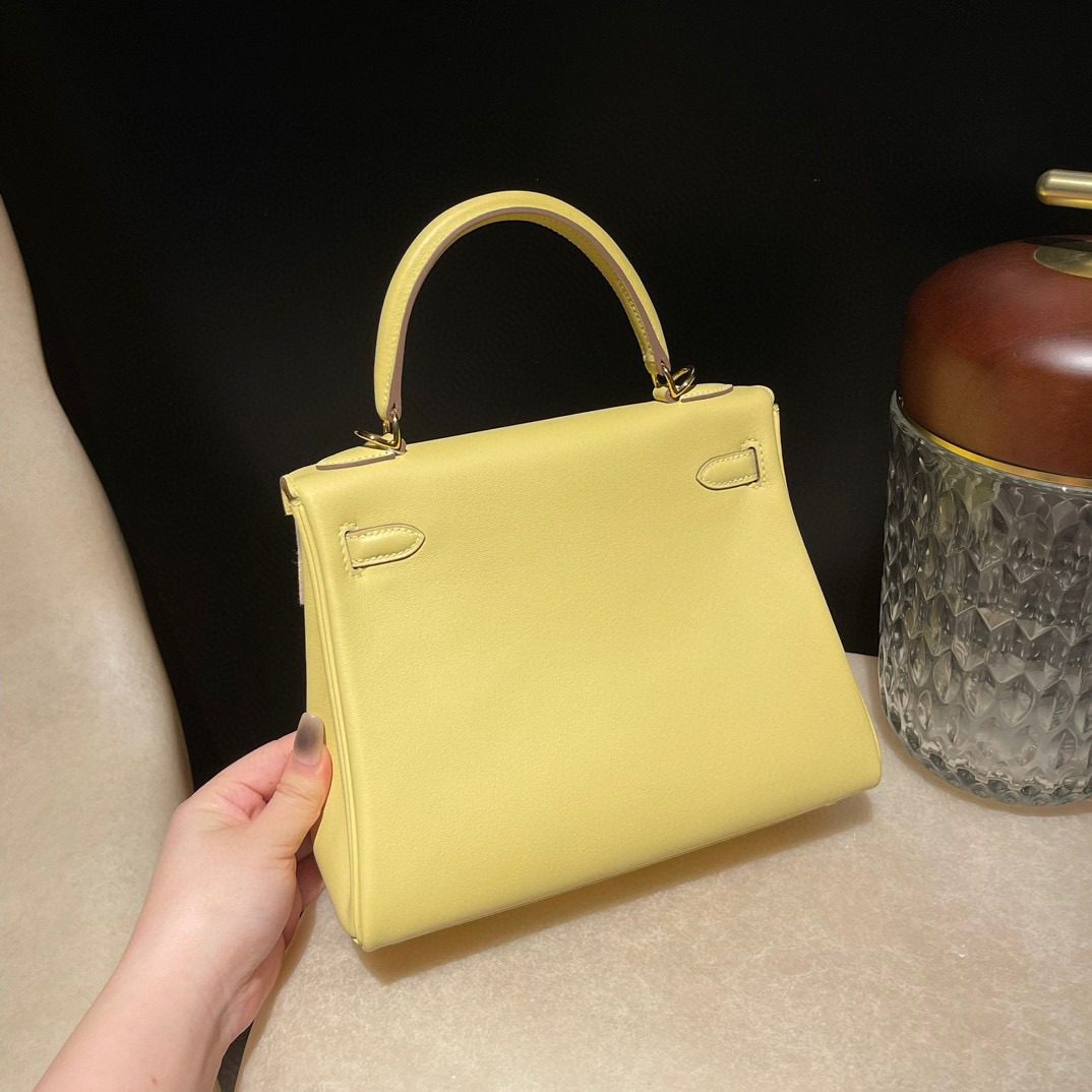Hermès Kelly 25 :1Z Swift leather view 9