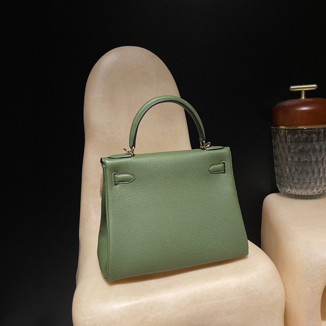Hermès Kelly 28 :V6 Togo leather view 9
