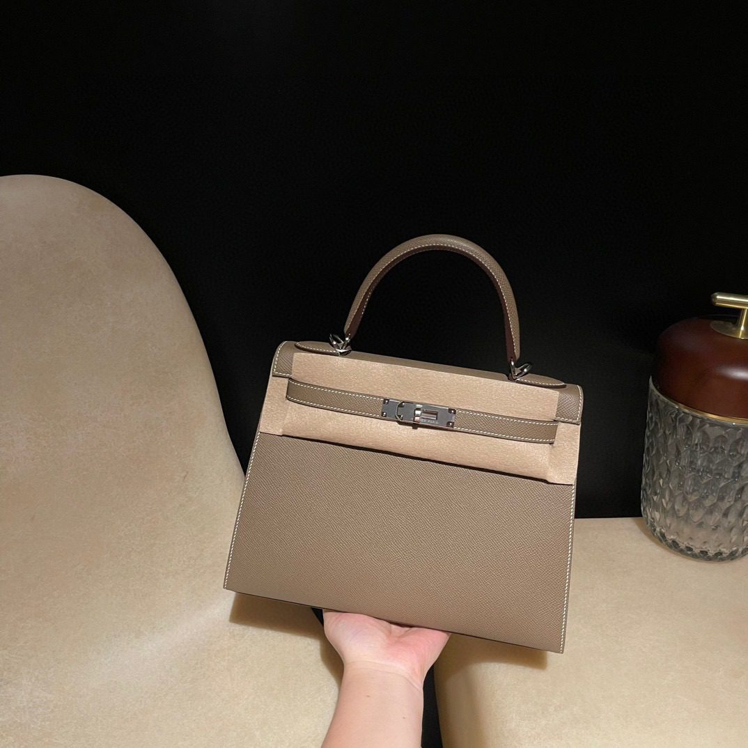 Hermès Kelly 28 Epsom leather view 2