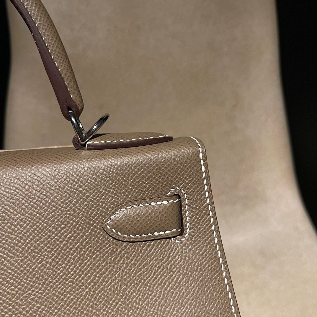 Hermès Kelly 28 Epsom leather view 3