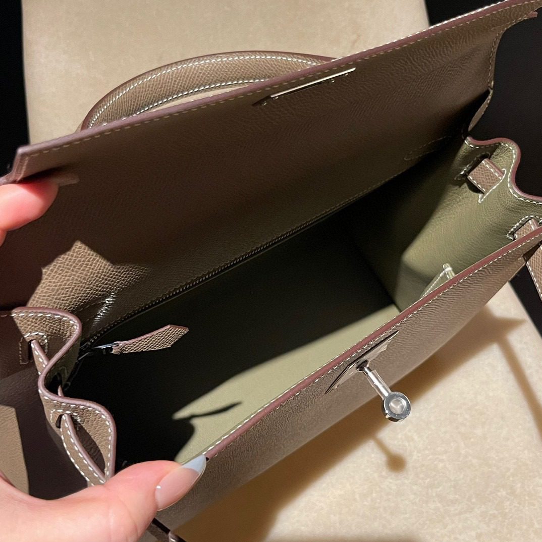 Hermès Kelly 28 Epsom leather view 8