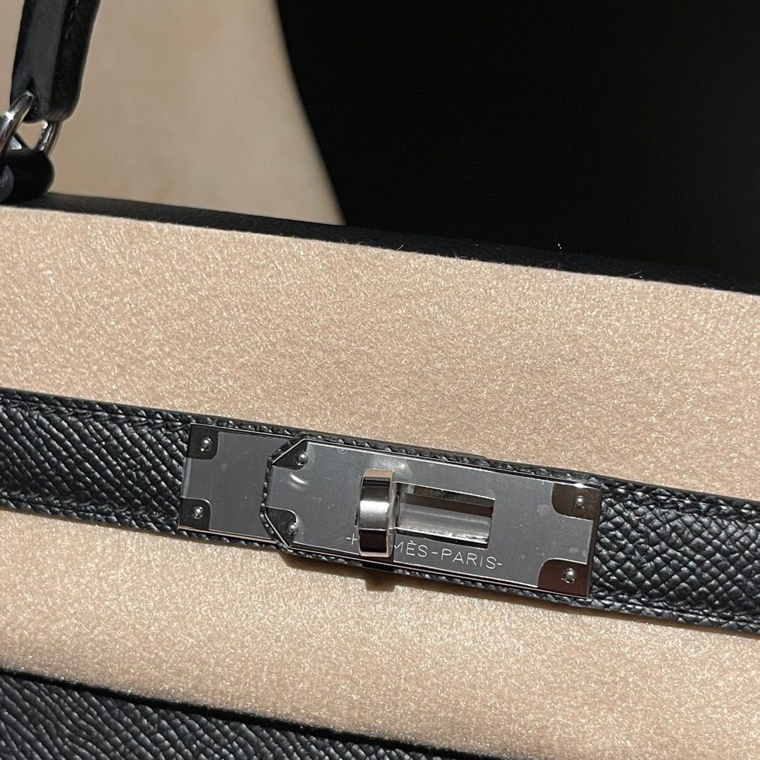 Hermès Kelly 28 Epsom leather view 4