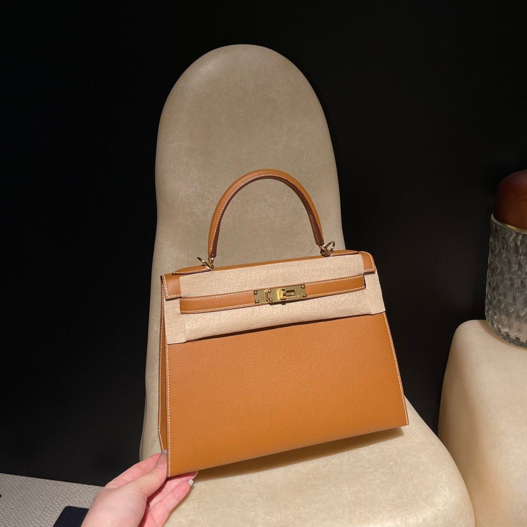 Hermès Kelly 28 Epsom leather view 2