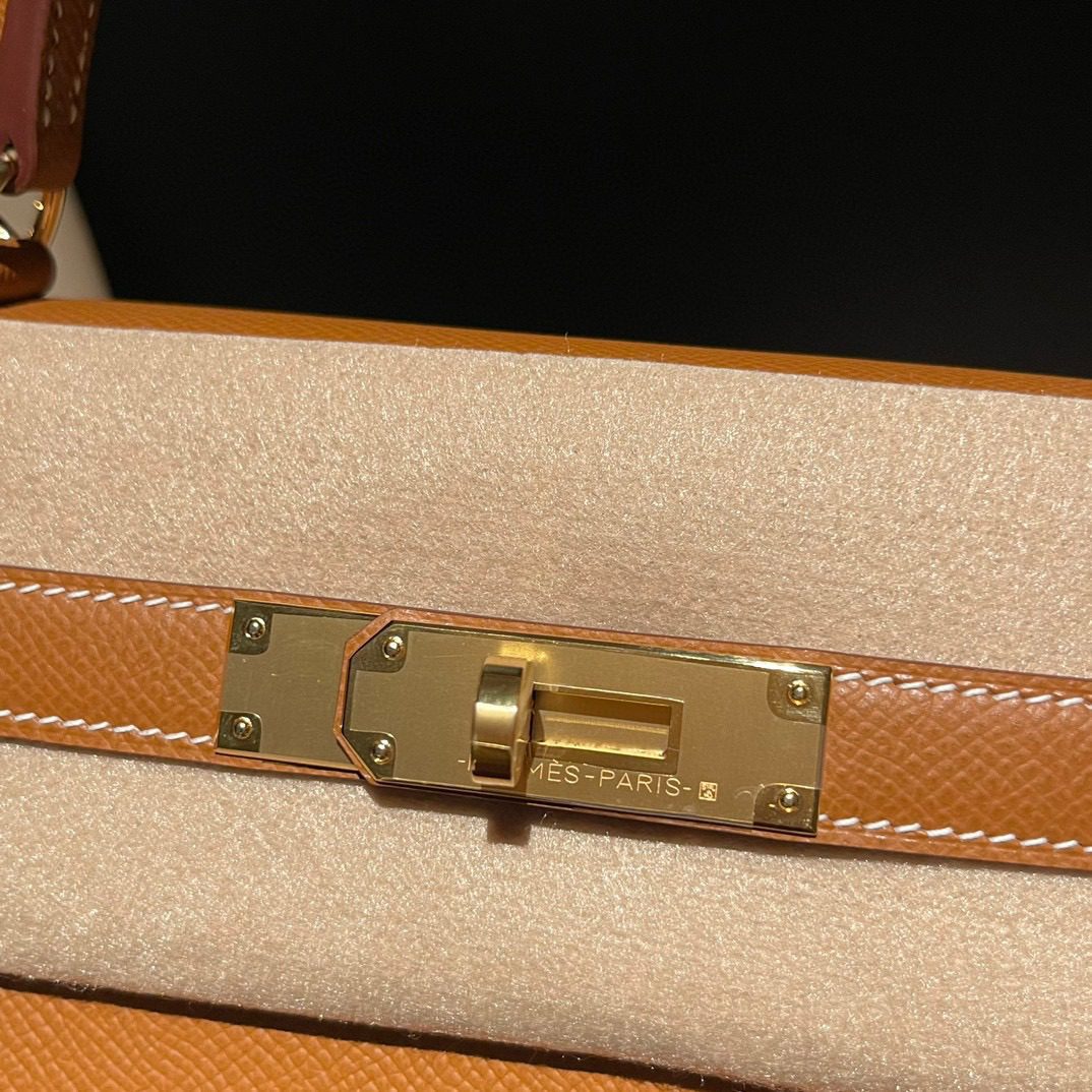 Hermès Kelly 28 Epsom leather view 3