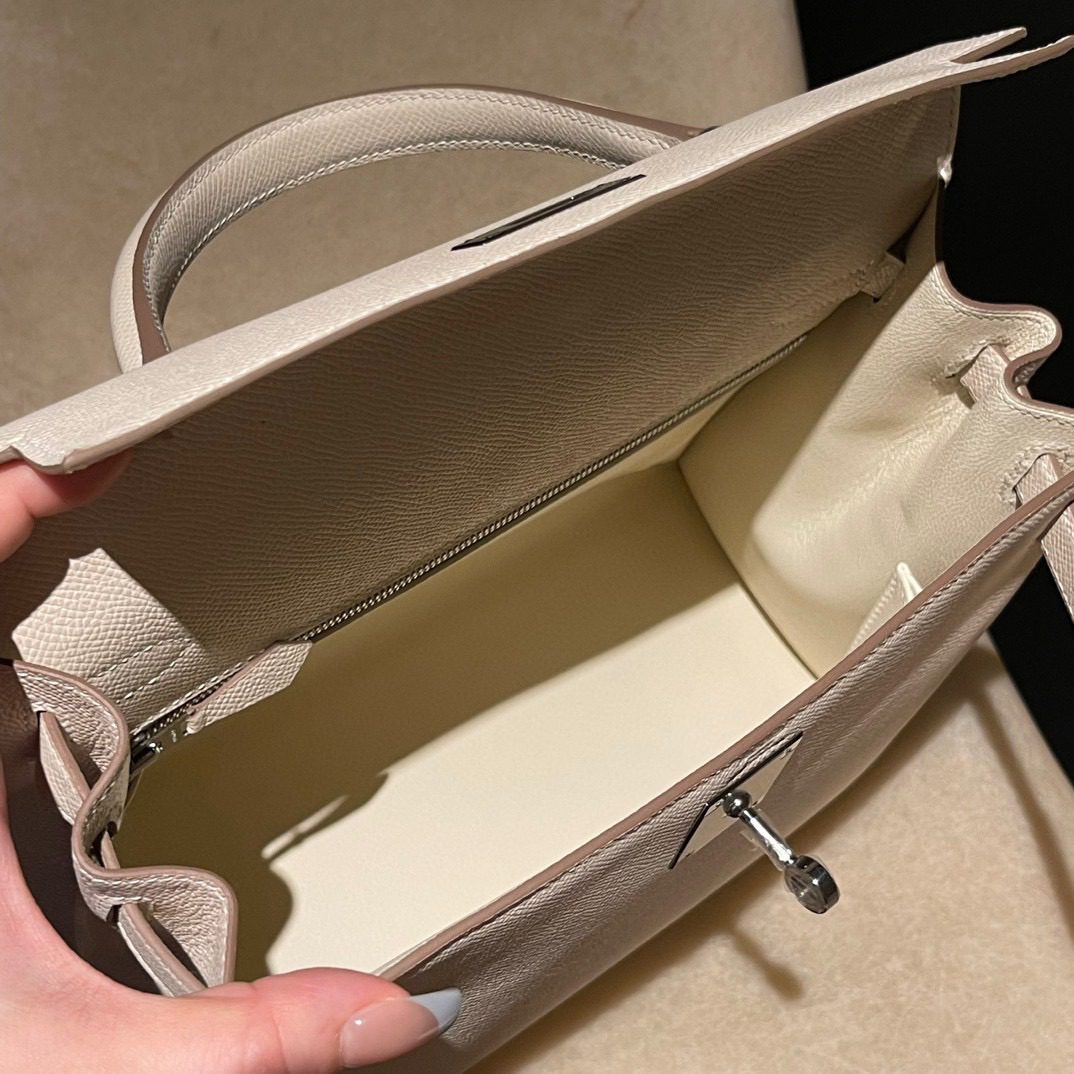 Hermès Kelly 28 Epsom leather view 10