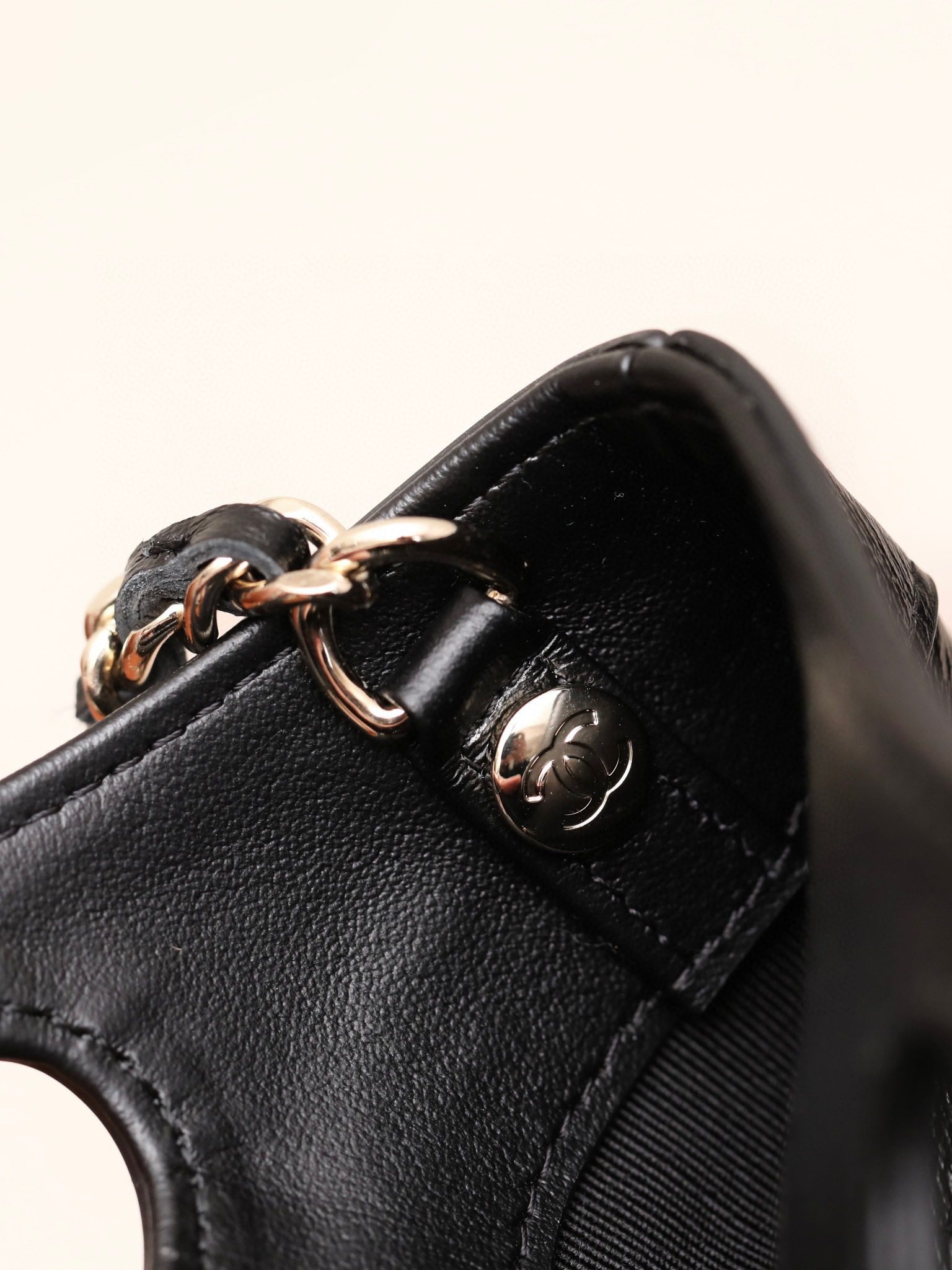 Chanel 24C 31 Mini Bag view 7