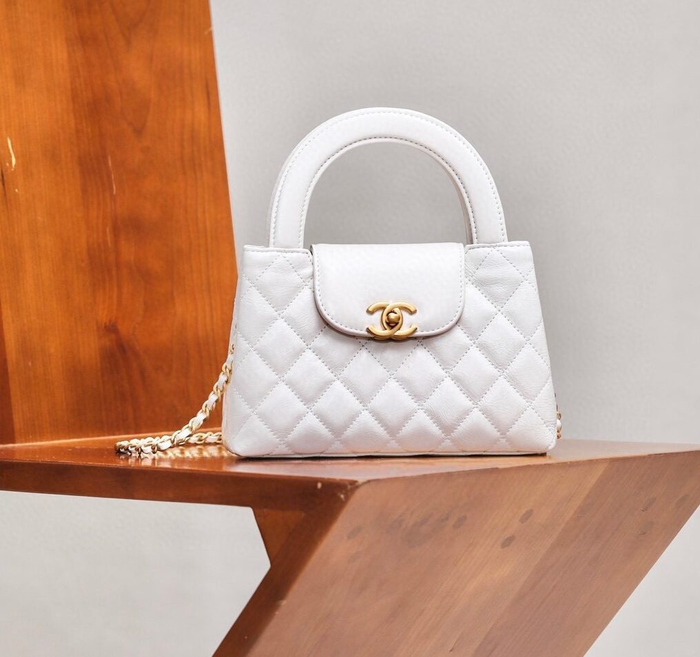 Chanel 23K Clutch With Chain(Small) view 1