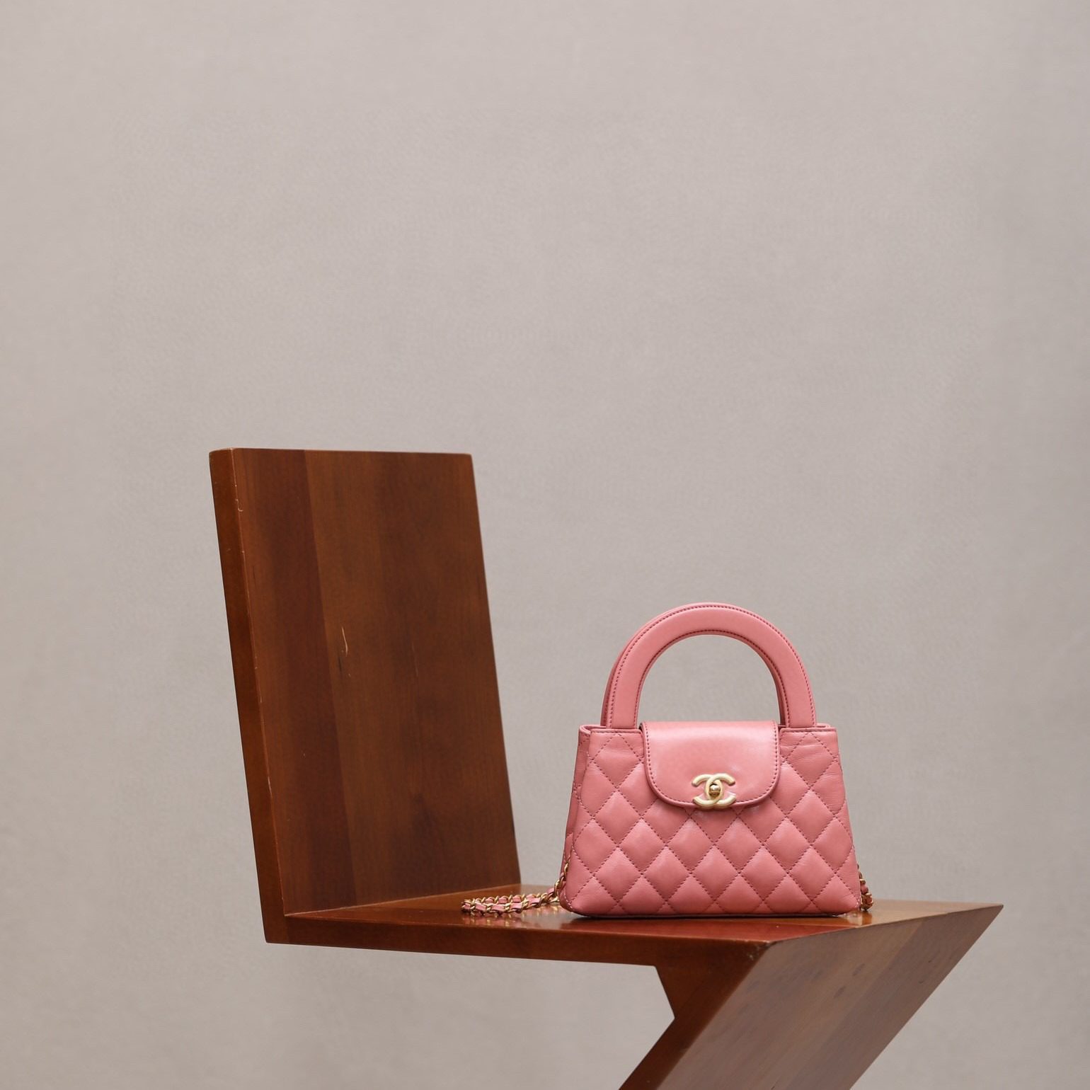 Chanel 23K Clutch With Chain(Small) view 3