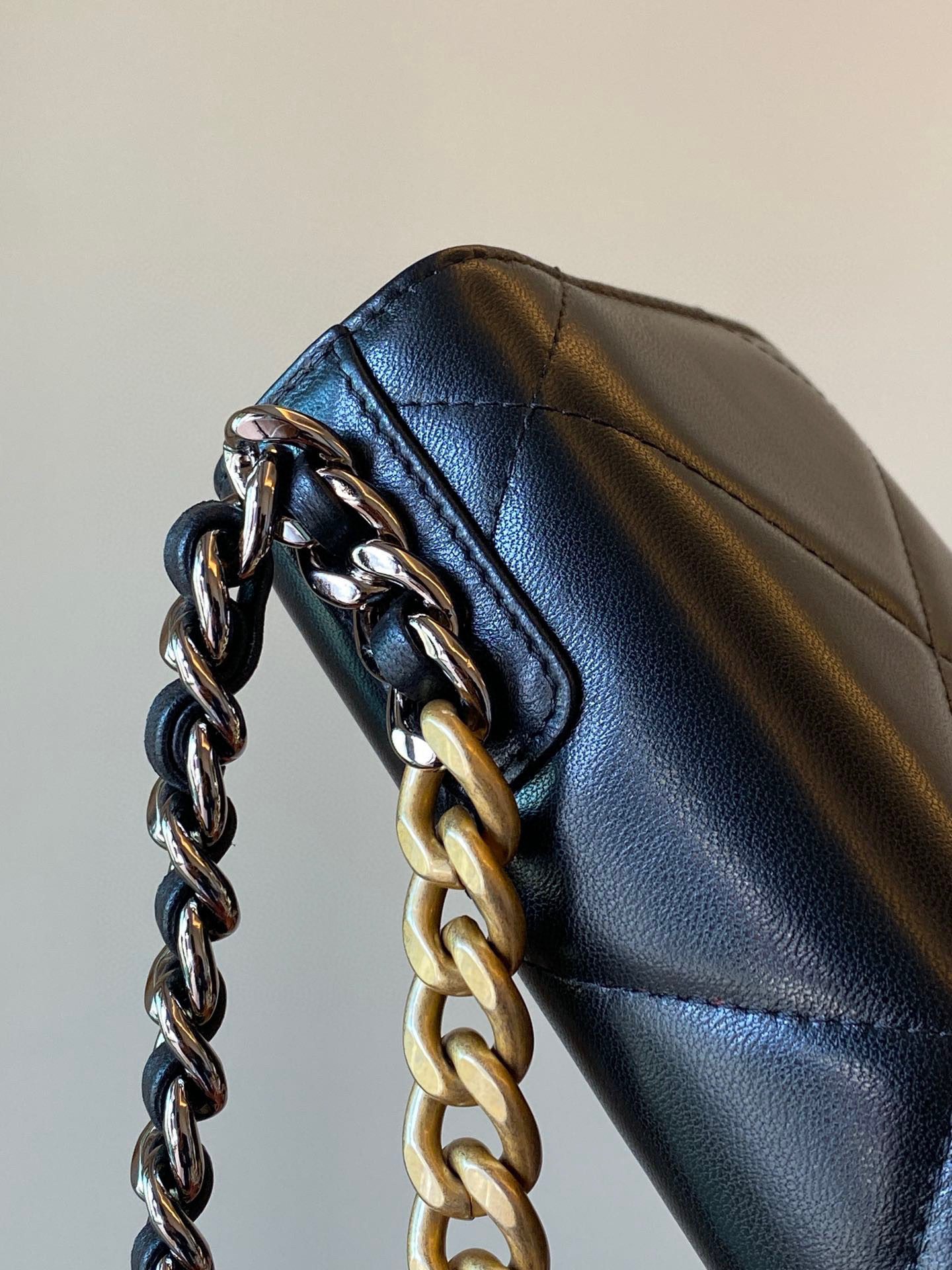 Chanel 19Woc Bag view 3