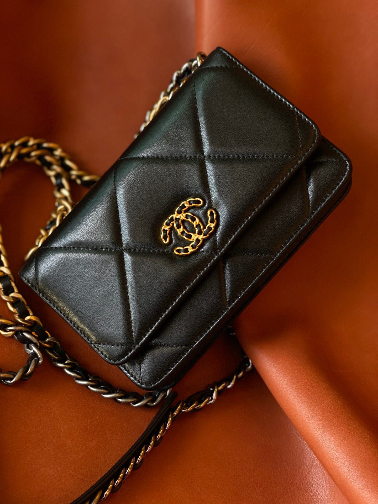Chanel 19Woc Bag view 7