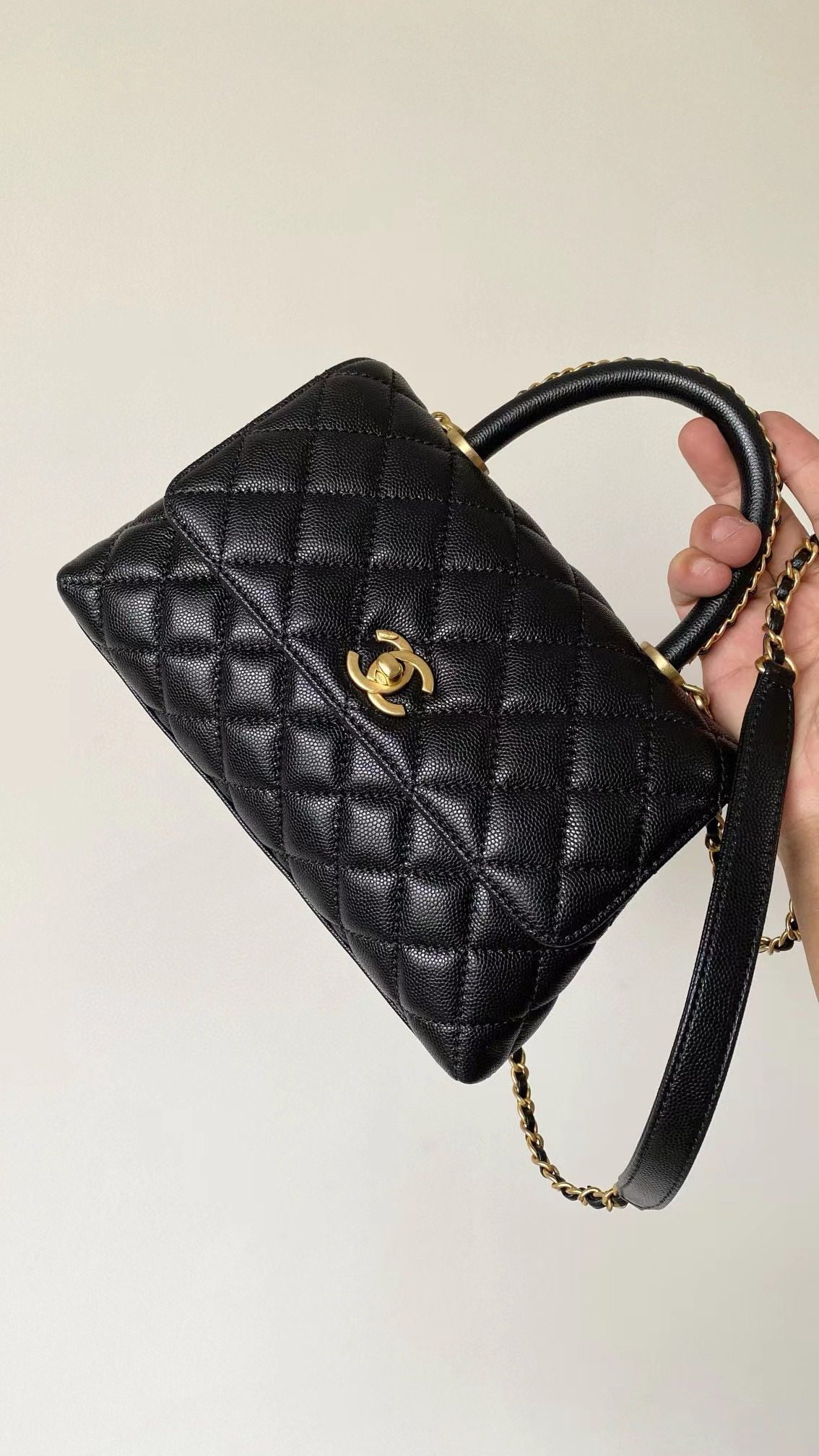 Chanel 2023 New CoCoHandle Bag view 1